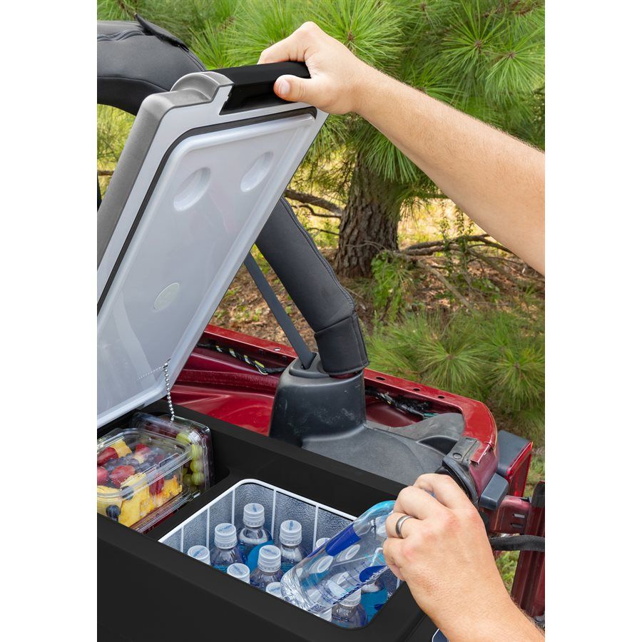 CAM-550 Portable Refrigerator